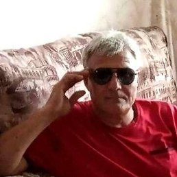 Marat, 55, 