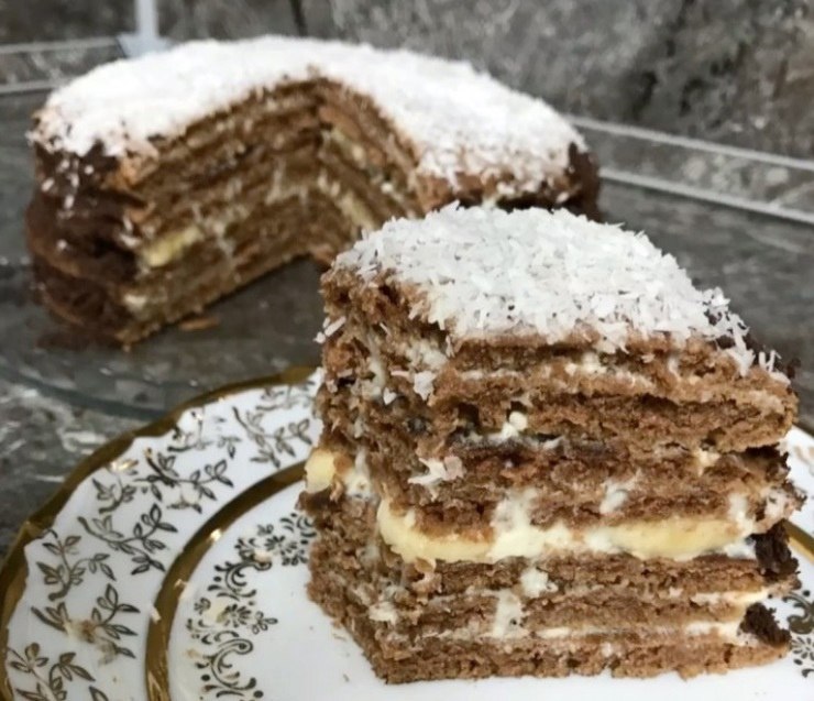 СМЕТАННЫЙ ТОРТ. Необходимые продукты: Мука 250гр Сахар 150гр Ванилин 10гр Какао 15гр Разрыхлитель ...