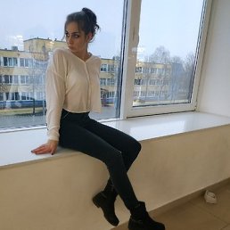 Yekaterina, 24, 