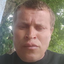 Valeriu, , 42 