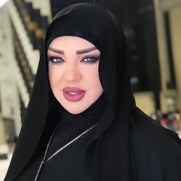 Zinat, 42, 