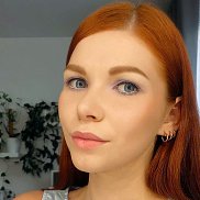 Viktoriia, 28 , 