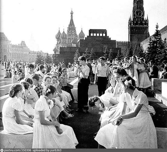 21 июня 1941 года. Последний мирный день… В 13.00 германские войска получают условный сигнал ...