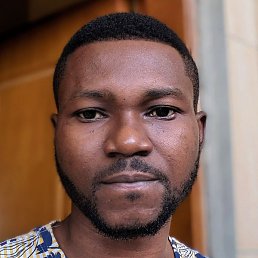 Auriol, �����, 34 ����