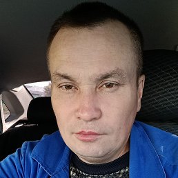 Mikhail, 44, Комсомольское