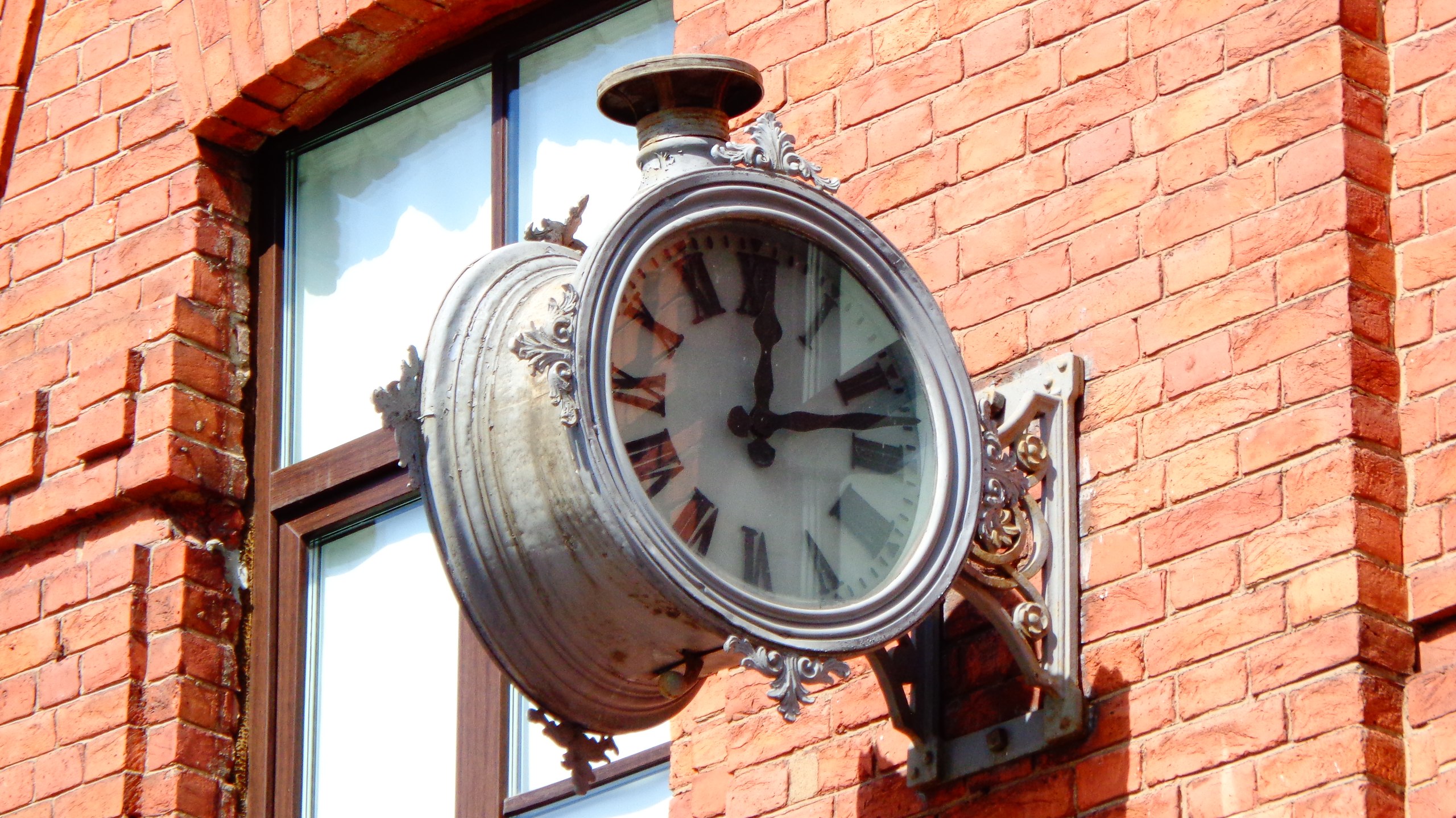   - 20  2023  15:12 - 10