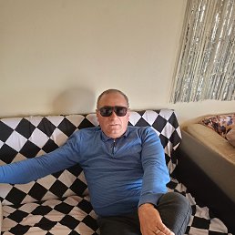 ������, ������, 49 ���