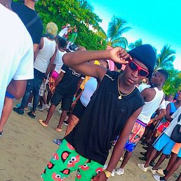 Nelson Marcnelson, Delmas, 21 ���