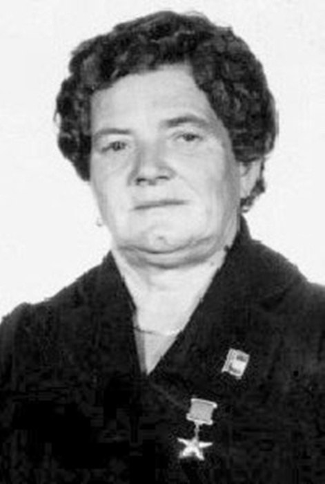 Александра Степановна Маслова (Степанова), (11 мая 1928 - 12 февраля 2012) — Герой Социалистического ...