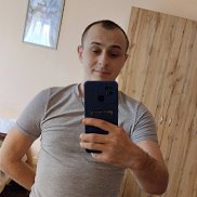 Denis, 28 , 