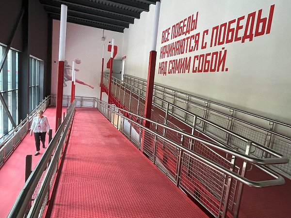 В Москве после ремонта открылся спортивный комплекс «Триумф».Внутри обустроено два зала: ... - 2