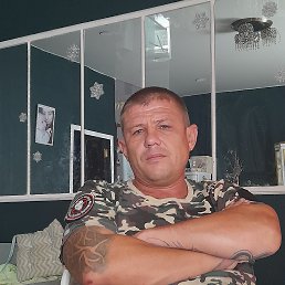 Yakov, 40, 