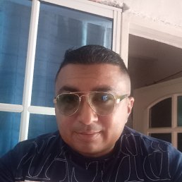 Antonio mendoza, 40, 