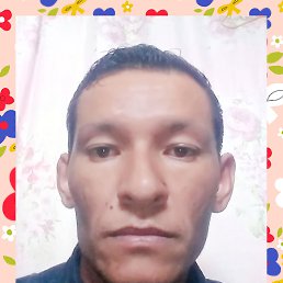 Alberto, 36, 