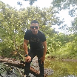 Alex, , 26 