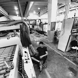 ������, ������, 33 ����