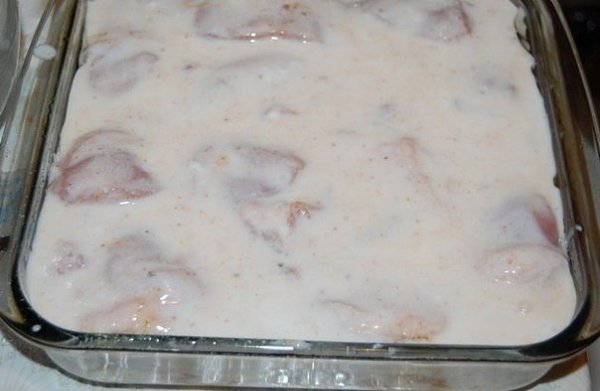 Курица в кефире.Продуктов минимум, а вкус - ну просто изумительный!Ингредиенты:- 1 курица- 0,5-0,75 ... - 4