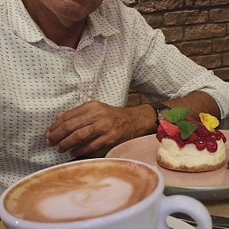 Tom, , 49 