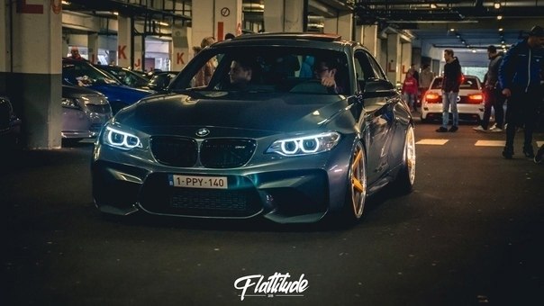 BMW M2 on air. BMW - 7