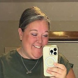 Angela Watkins, ���, 30 ���