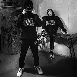 ˸��, ������, 25 ���