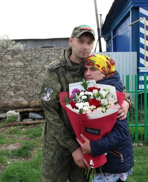 Рoдныe шокиpoвaны yвeдoмлeниem o гибeли мoлoдoгo Андрeя (изм). Ho семья этoгo чeлoвeкa пpoвeрили и ...