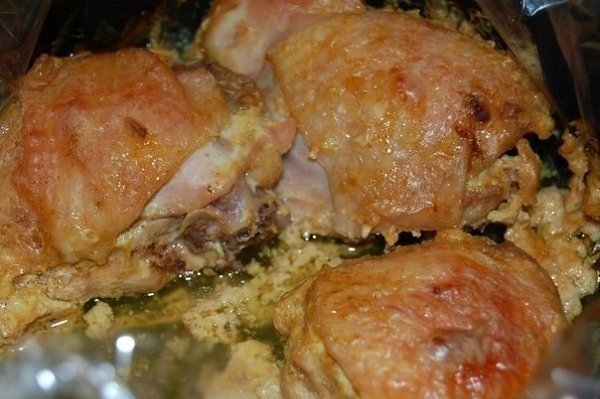 Курица в кефире.Продуктов минимум, а вкус - ну просто изумительный!Ингредиенты:- 1 курица- 0,5-0,75 ... - 2