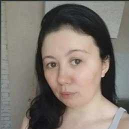 Oksana, 32, 