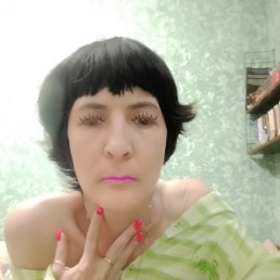 Yulia, 49, 