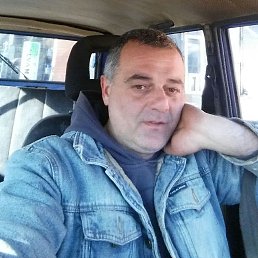 Anton, 52, 