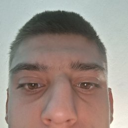 Marius, 21, 