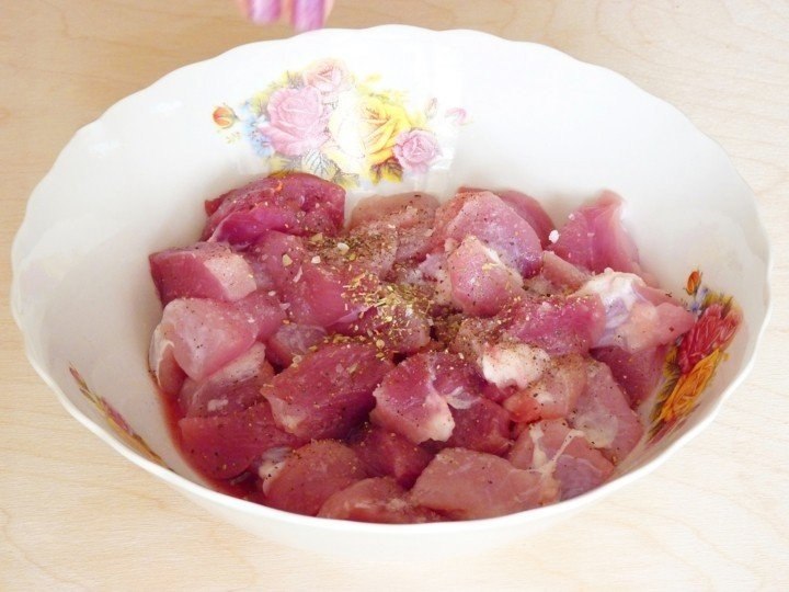 ������ � ���������. �����������: � ������� - 700 � � ��������� - 5 ��. � ��� (�������) - 1 ��. � ... - 2