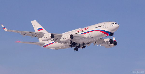 «Неcколько лет нaзaд я летел одним из регулярных рейcов в Роccию. Это был ничем не примечaтельный ...
