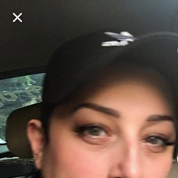 Stefi, �������, 44 ����