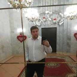 Alex, 42, 