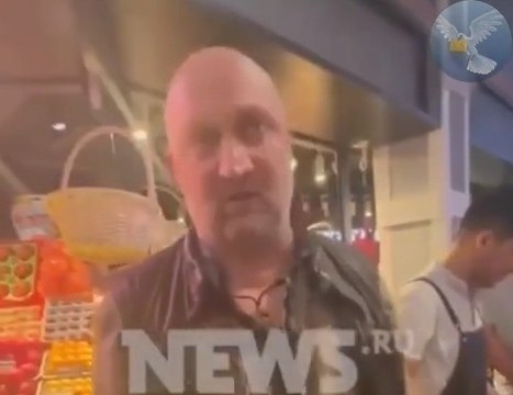 Известный актер подтвердил, что влиятельный режиссер оказал поддержку Михаилу Ефремову в трудный ...