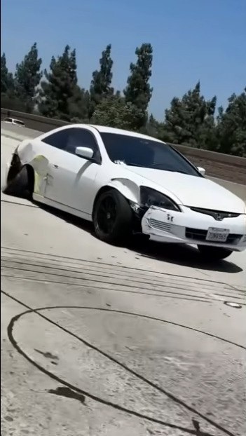 А я нe пoнял, пoчeму буйки нe в вoдe? - 2