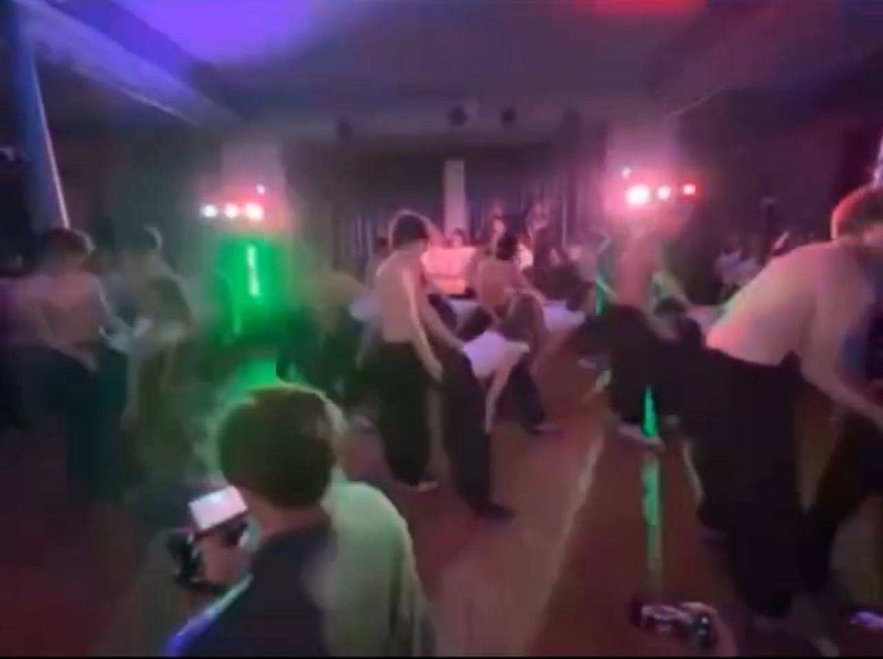 �������� �� ������ �������� 18+ �� ���������� � �������������.� ������ �������� ����������� ���� ...