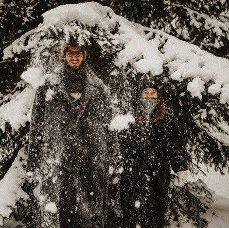 Цена твоего подвига.Вот ты просишь его не курить, не переносишь табачный дым, задыхаешься, а он тебя ...