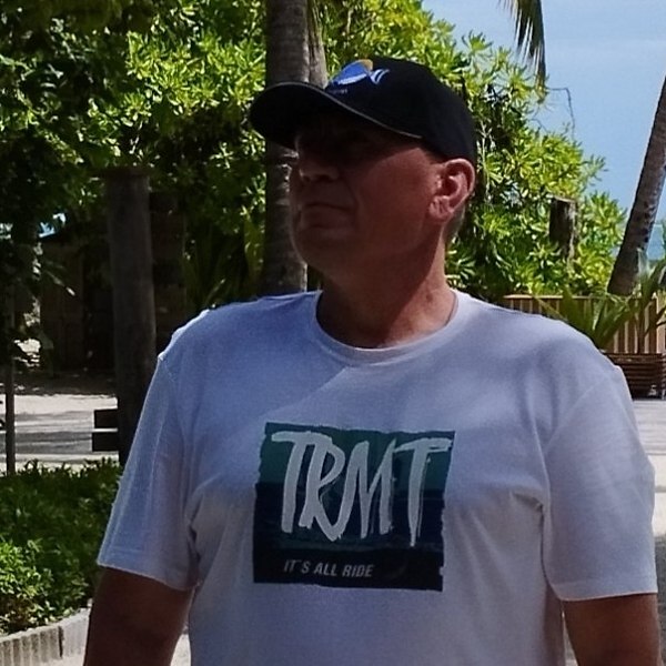 мага избиение его.