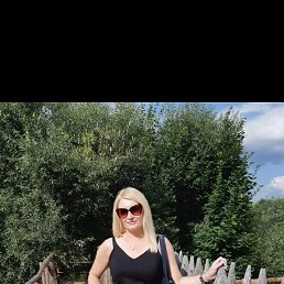 Zya, 50, 