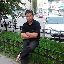 CaviD, 41, 