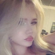 Kira, 20 , 