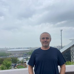 �����, 52 ����, ������������