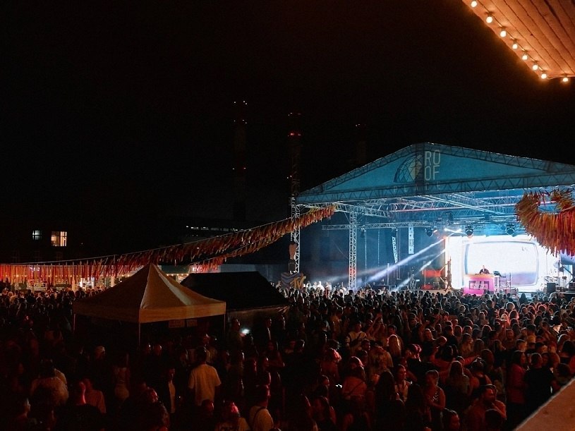     Roof Place  CAVA DISCO.   20  21 ,    ... - 8