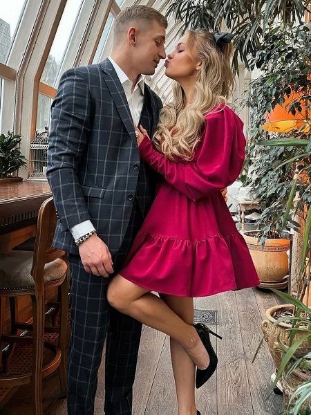 «Разочарован в ДЕВУШКАХ»: 25-летний актер Александр Стоун признался, что ему сложно доверять ... - 3