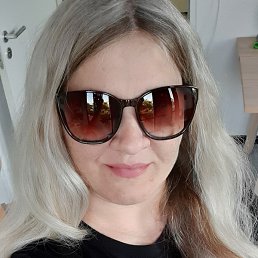 Anna, , 33 