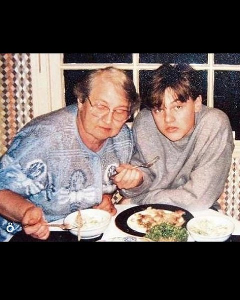 Бабушка актёра родилась в России в 1915 году. После революции 1917 года её семья эмигрировала в ... - 2