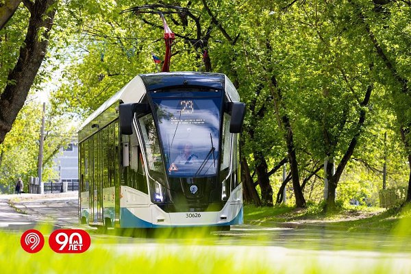 В Москву привезут 100 новых односекционных трамваев «Львенок-Москва». Первые 50 вагонов будут ...