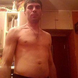 Vlad, 45, 